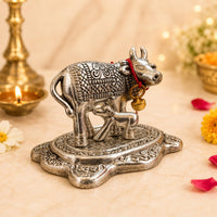 Decorative Metal Cow & Calf Idol – Kamdhenu Statue for Pooja Room, Home Décor & Office Desk | Vastu Showpiece for Diwali & Housewarming Gifting (Golden / Silver)