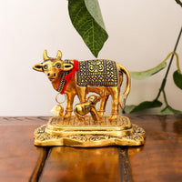 Decorative Metal Cow & Calf Idol – Kamdhenu Statue for Pooja Room, Home Décor & Office Desk | Vastu Showpiece for Diwali & Housewarming Gifting (Golden / Silver)
