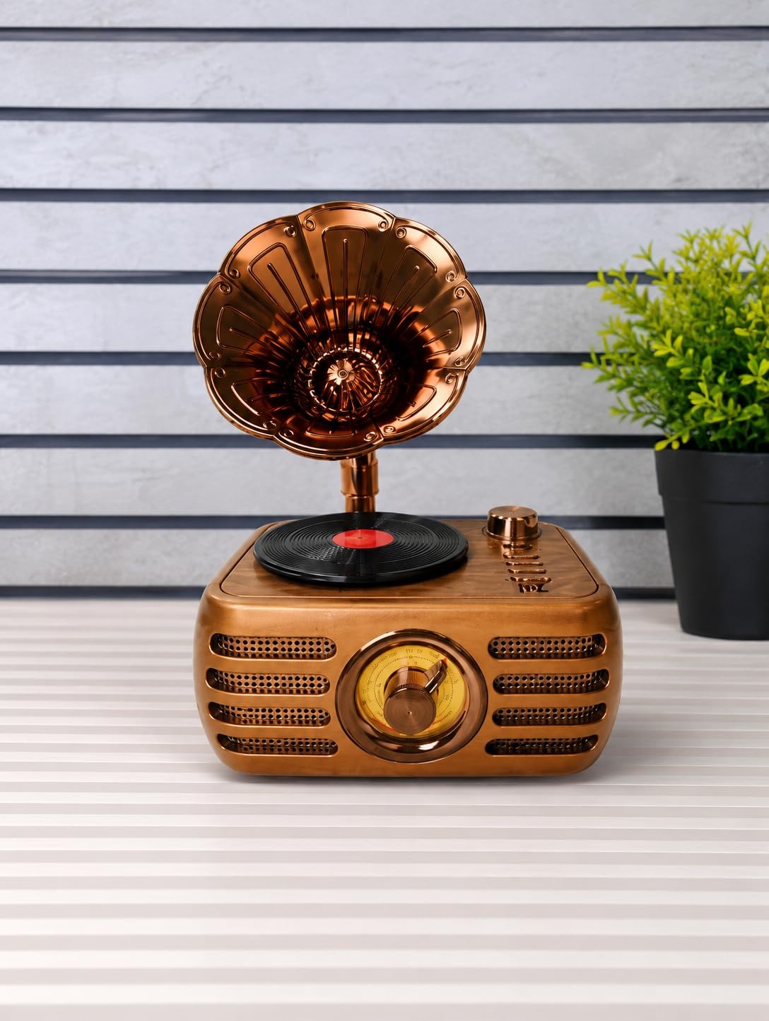Retro Radio Speaker
